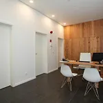 Place 4* Mosteiros