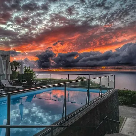 Mosteiros Place 4*