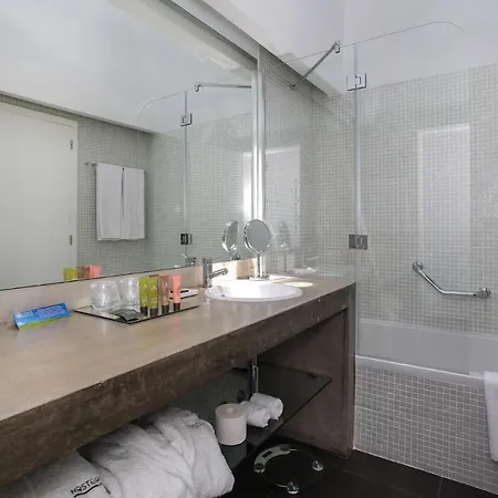 Mosteiros Place Aparthotel