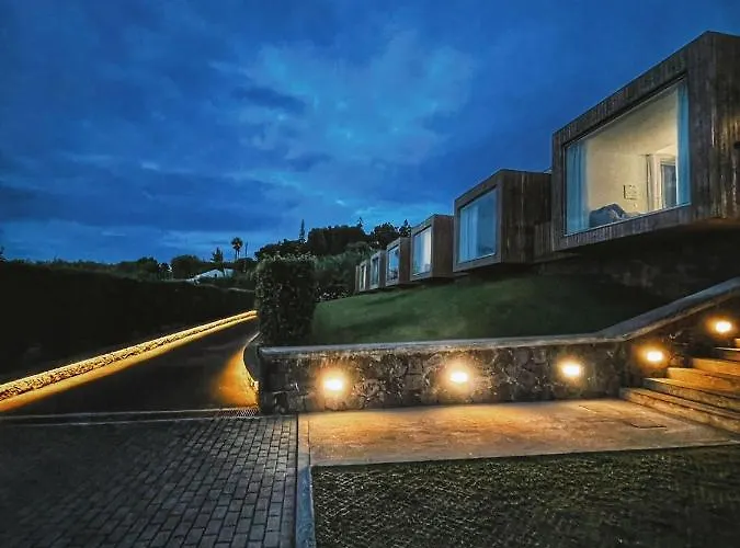 Aparthotel Place Mosteiros (Azores)